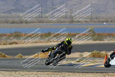 media/Apr-10-2022-SoCal Trackdays (Sun) [[f104b12566]]/Turn 14 (10am)/